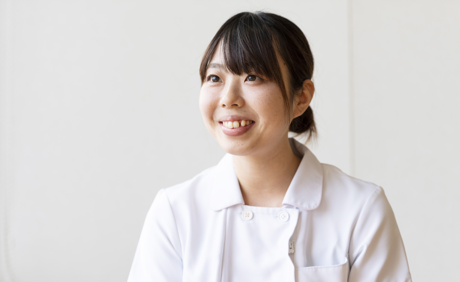 助産師の業務内容について話す加藤沙実さん