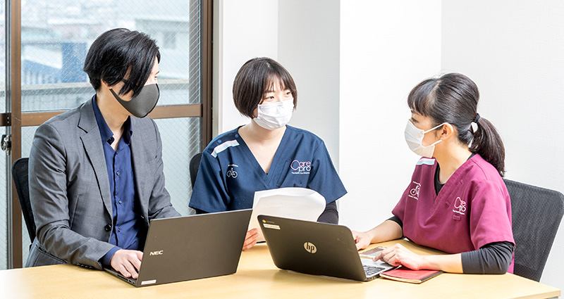 リモートでの情報共有・相談できるシステムが整っている